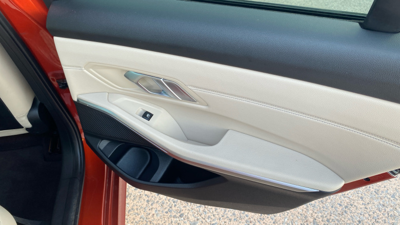 BMW 3 Series 330e M Sport 4dr Step Auto Saloon